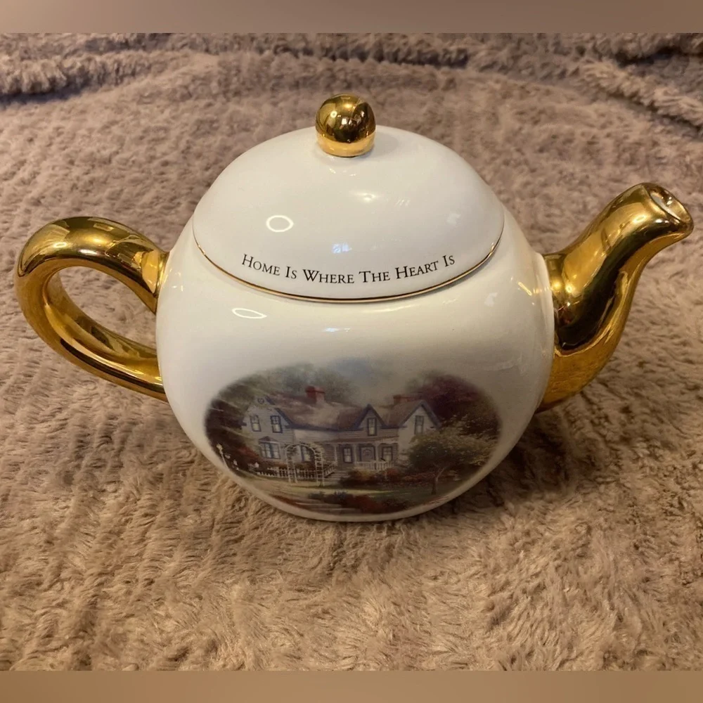 Thomas Kinkade Painter of Light Tea Pot”Home Is Where the Heart Is